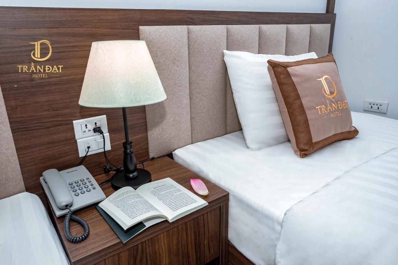 הלונג Tran Dat Hotel מראה חיצוני תמונה