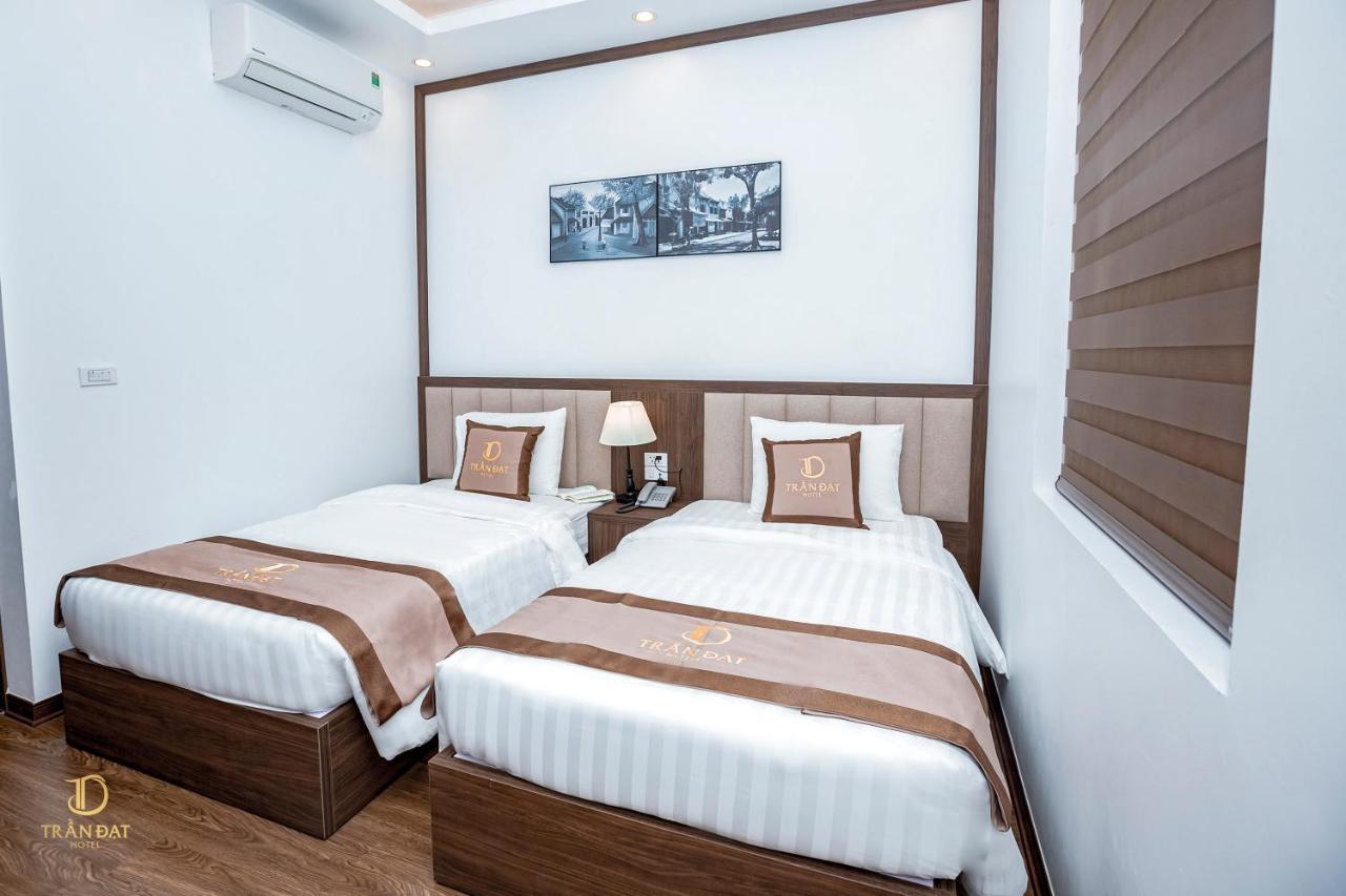 הלונג Tran Dat Hotel מראה חיצוני תמונה