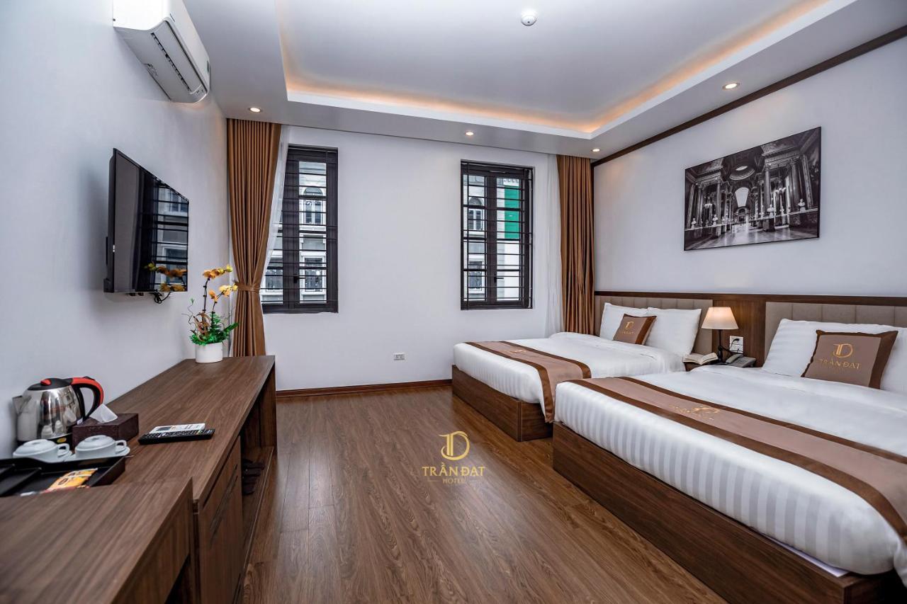 הלונג Tran Dat Hotel מראה חיצוני תמונה
